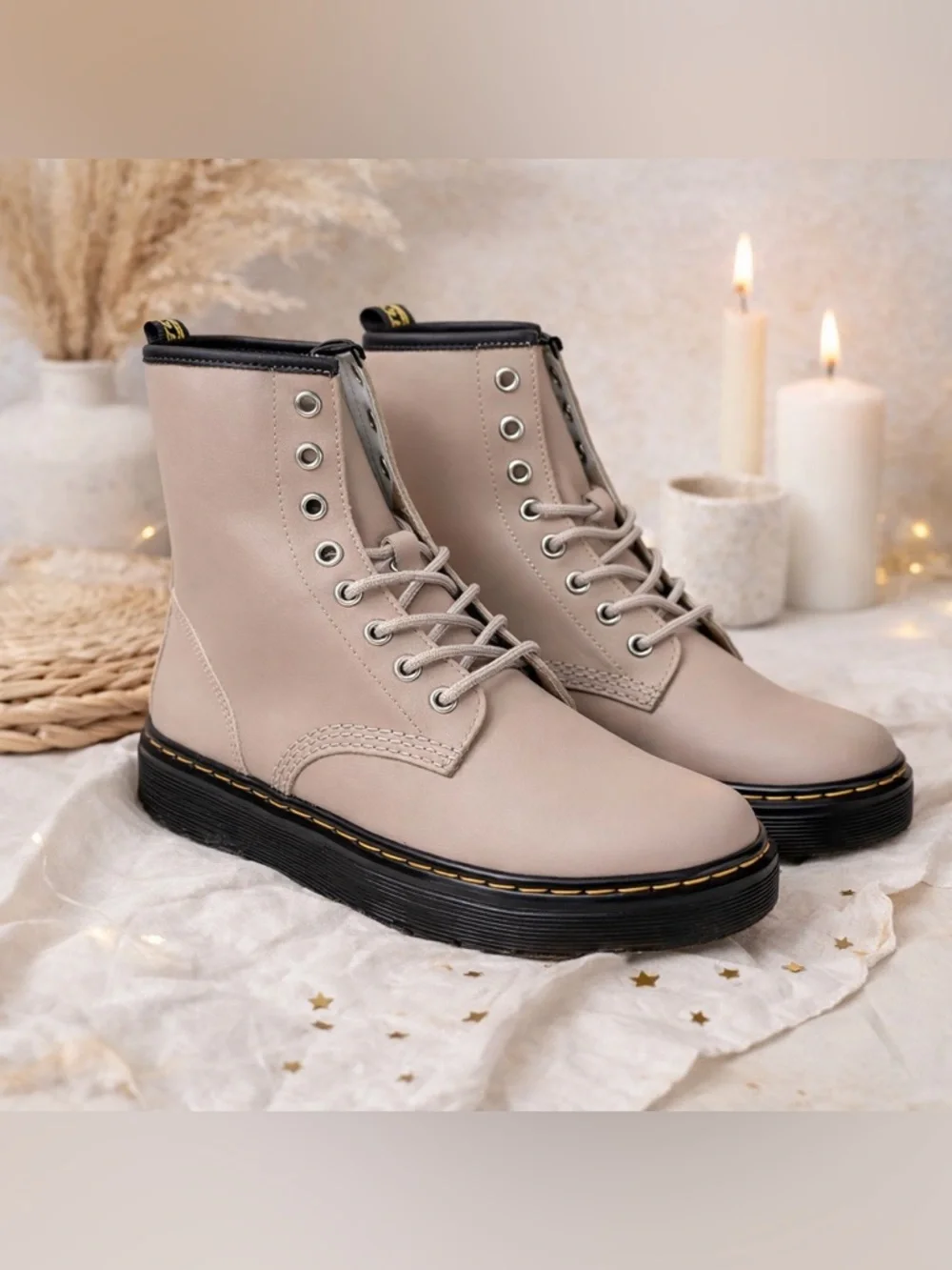 Dr. Martens Zavala vintage beige Lace-Up Leather Boots - Picture 1 of 5